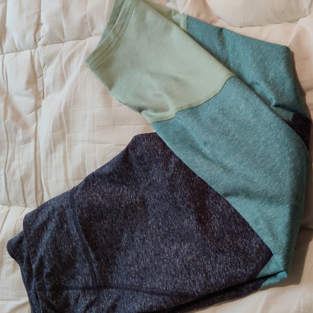 EUC workout leggings, size XL